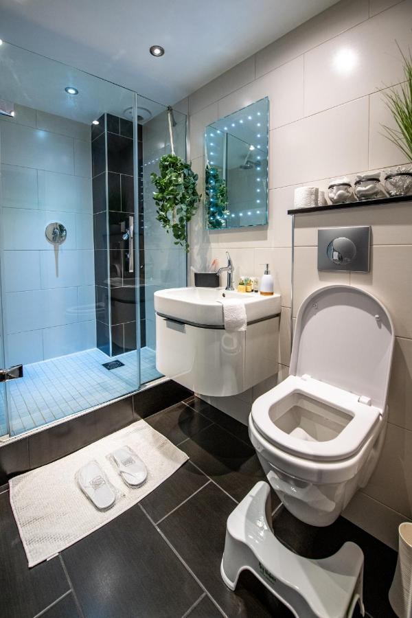 Jay'S Apartment Aberdeen Exteriér fotografie